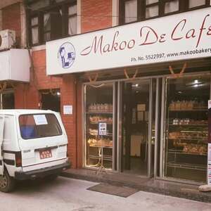 Makoo Bakery